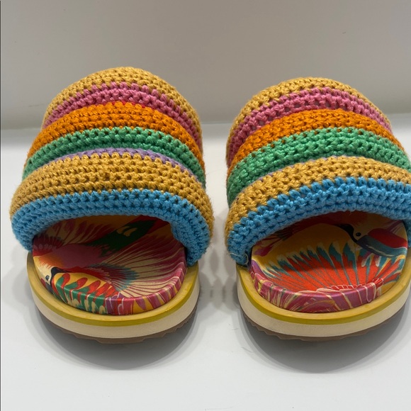 Farm Rio Colorful crochet slides size 7 - Picture 4 of 10